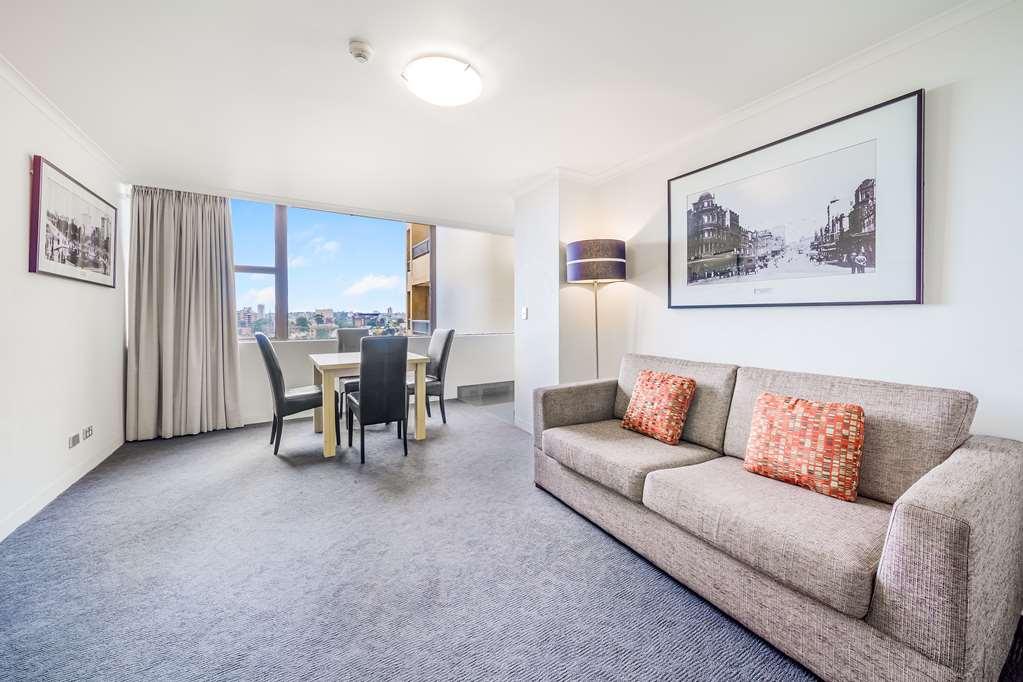 Oaks Sydney Hyde Park Suites Kamer foto